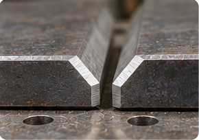 Sheet metal case study 05 gap Prepared steel joint showing a fit-up gap
